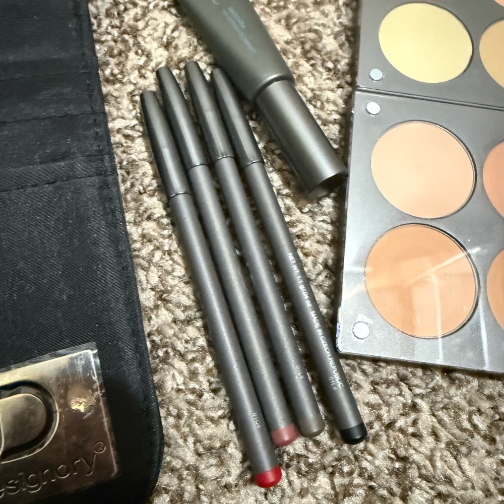Mud makeup student kit - Picture 5 of 7